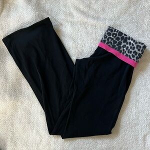 Leopard Express Yoga Pants